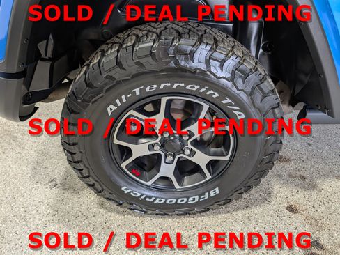 Used 2021 Jeep Wrangler Unlimited Rubicon AWD/4WD image 10