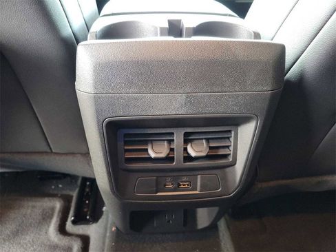 New 2024 Chevrolet Colorado LT w/ LT Convenience Package III image 21