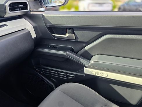 Used 2024 Toyota Tacoma TRD Sport w/ TRD Sport Upgrade Package image 25