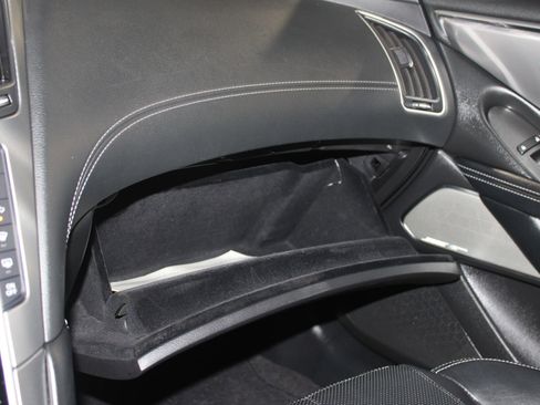 Used 2019 INFINITI Q60 3.0t Luxe w/ Essential Package image 23