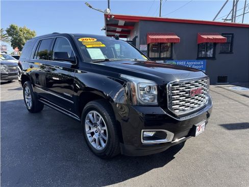 Used 2019 GMC Yukon Denali image 8