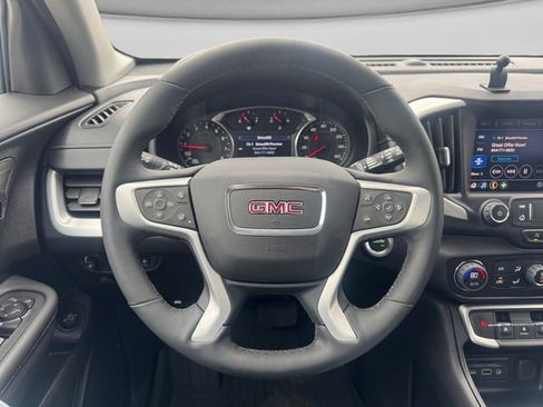 Used 2024 GMC Terrain SLT AWD/4WD image 13
