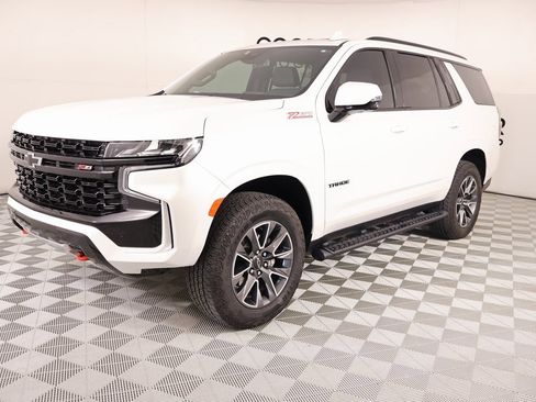 Used 2024 Chevrolet Tahoe Z71 w/ Luxury Package image 12