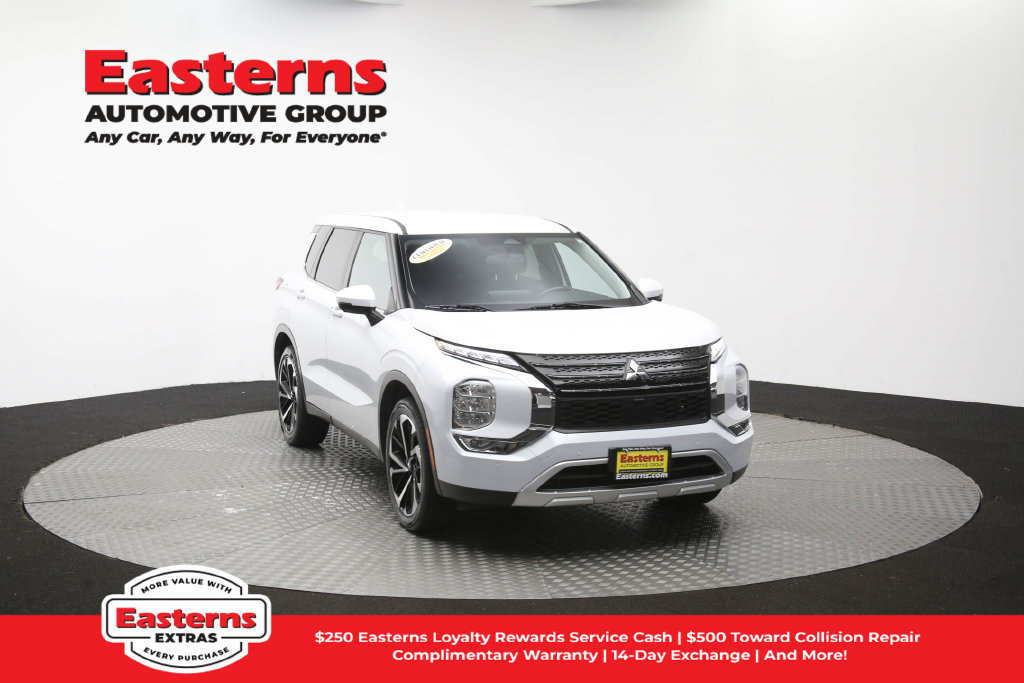 Used 2024 Mitsubishi Outlander SE FWD image 52