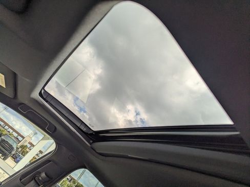 Used 2025 Honda Civic Sport image 18