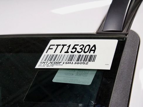 Used 2025 Hyundai Santa Cruz Limited AWD/4WD image 35