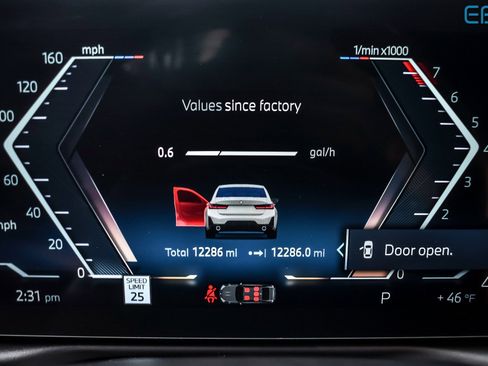 Used 2025 BMW 330i xDrive Sedan w/ M Sport Package image 16