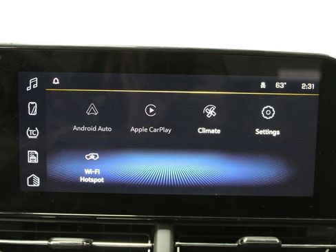 Used 2025 Chevrolet Trax LT image 29