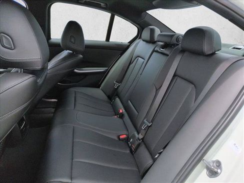 Used 2023 BMW 330i Sedan w/ Driving Assistance Package RWD image 20