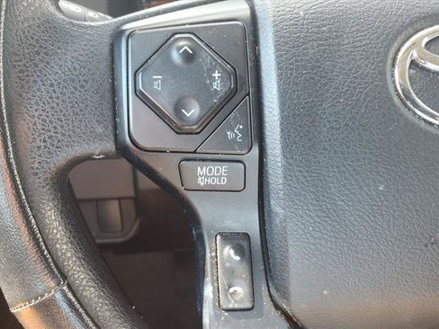 Used 2023 Toyota Tacoma SR AWD/4WD image 19