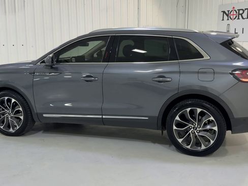 Used 2022 Lincoln Nautilus Reserve w/ Equipment Group 201A image 7