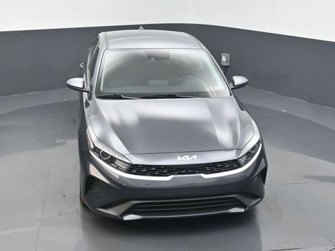 Used 2023 Kia Forte LXS image 5