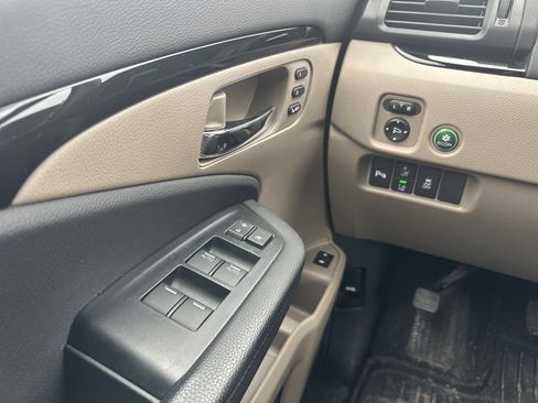 Used 2021 Honda Pilot Touring image 25