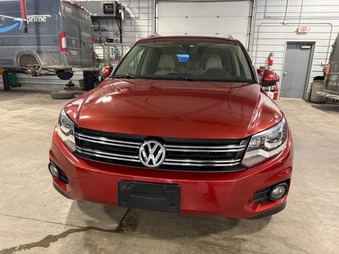 Used 2013 Volkswagen Tiguan SEL image 36