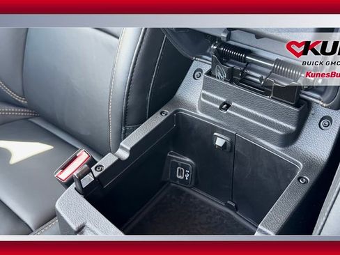 Used 2024 Jeep Wrangler Unlimited Rubicon 392 AWD/4WD image 14