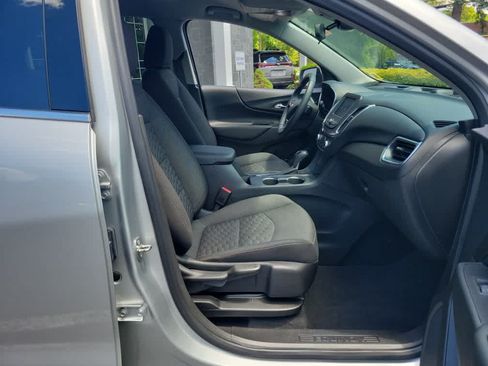 Used 2020 Chevrolet Equinox LT AWD/4WD image 25