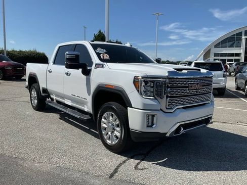 Used 2022 GMC Sierra 2500 Denali AWD/4WD image 3