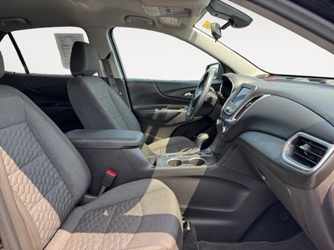 Used 2020 Chevrolet Equinox LT AWD/4WD image 18