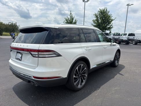 Used 2020 Lincoln Aviator Reserve w/ Equipment Group 202A AWD/4WD image 6