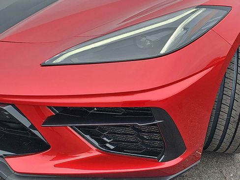 Used 2023 Chevrolet Corvette Stingray Preferred Conv w/ Z51 Performance Package RWD image 31