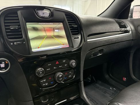 Used 2018 Chrysler 300 S w/ 300S Premium Group image 19