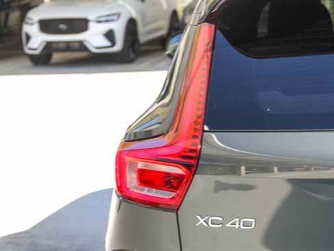 New 2026 Volvo XC40 B5 Ultra w/ Climate Package AWD/4WD image 7