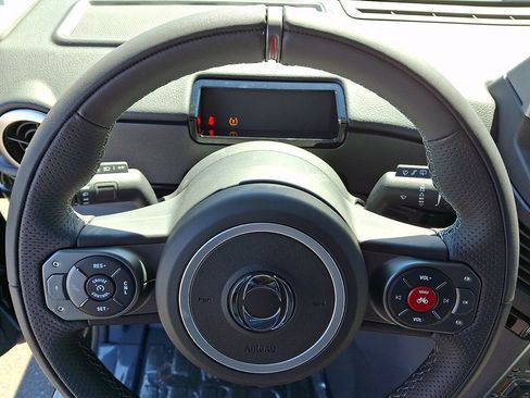 New 2025 INEOS Grenadier Fieldmaster Edition image 8