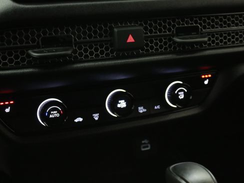 Used 2023 Honda HR-V Sport image 18