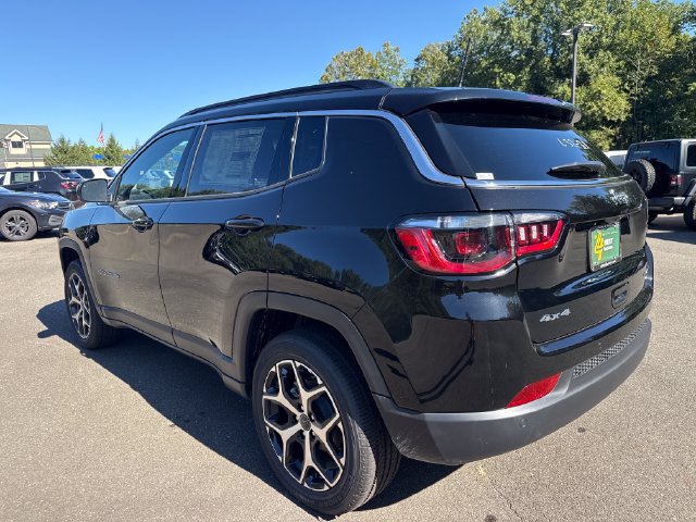 New 2026 Jeep Compass Limited AWD/4WD image 12