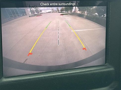 Used 2022 Jeep Wrangler Unlimited Sport image 13