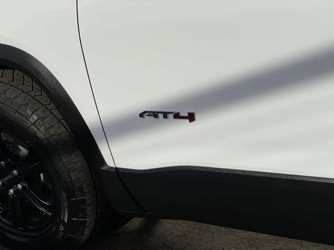 Used 2021 GMC Acadia AT4 w/ Trailering Package AWD/4WD image 10