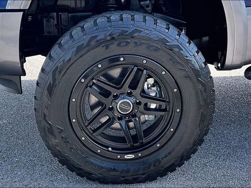 Used 2022 Nissan Titan Platinum Reserve w/ Moonroof Package AWD/4WD image 34