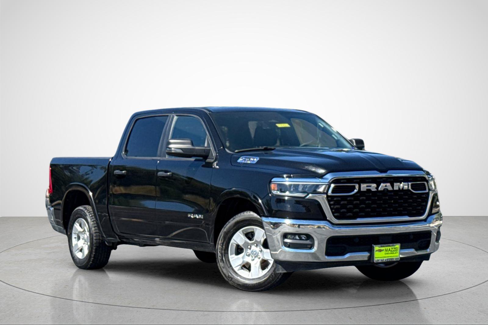 Used 2025 RAM 1500 Big Horn AWD/4WD image 2