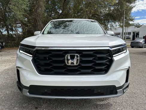 New 2025 Honda Pilot EX-L image 6