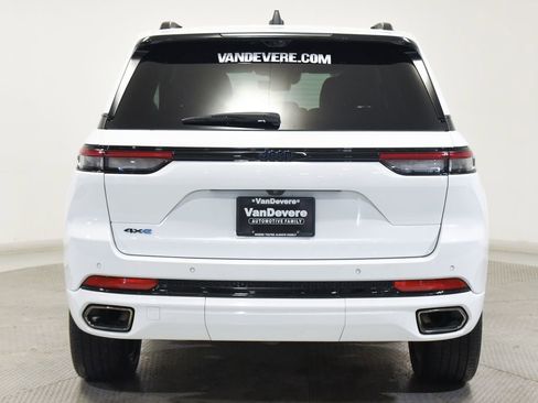 Used 2025 Jeep Grand Cherokee Limited 4xe AWD/4WD image 13