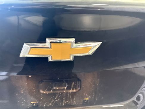 Used 2024 Chevrolet Malibu LT FWD image 12