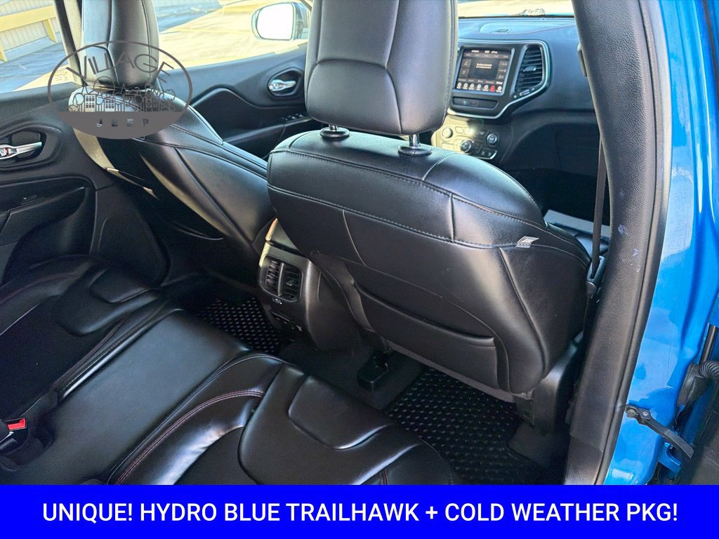 Used 2019 Jeep Cherokee Trailhawk w/ Cold Weather Group AWD/4WD image 41