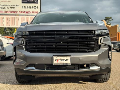 Used 2021 Chevrolet Suburban Premier w/ Premium Package RWD image 4