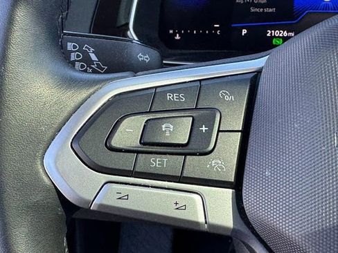 Used 2024 Volkswagen Jetta SE image 15