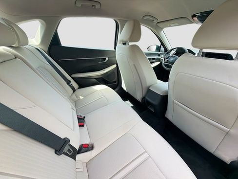 Used 2023 Hyundai Sonata SEL w/ Preferred Accessory Package FWD image 25
