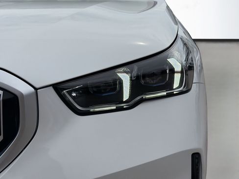 Certified 2025 BMW 530i image 10