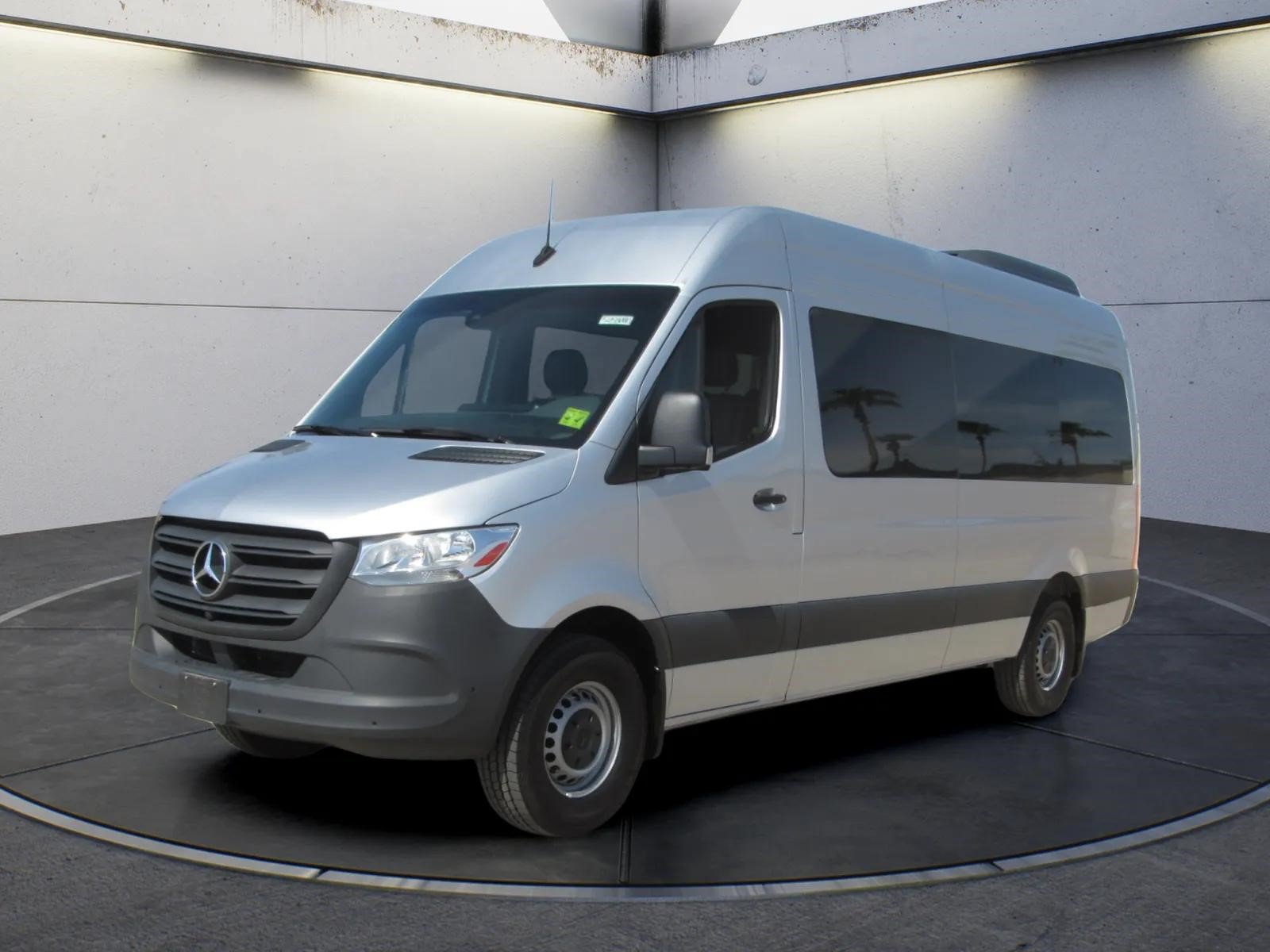 Used 2024 Mercedes-Benz Sprinter 2500 image 1