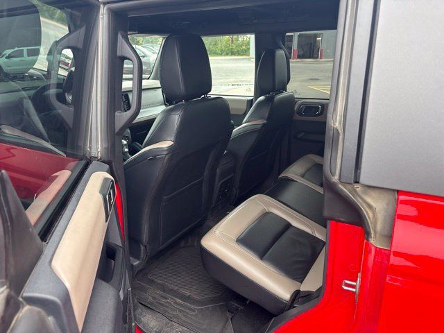 Used 2024 Ford Bronco Wildtrak AWD/4WD image 13