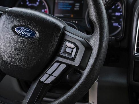 Used 2018 Ford F350 XLT w/ XLT Premium Package image 24