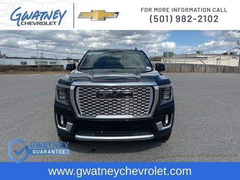 Used 2022 GMC Yukon XL Denali w/ Max Trailering Package image 2
