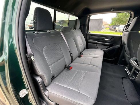 New 2026 RAM 1500 Express AWD/4WD image 13