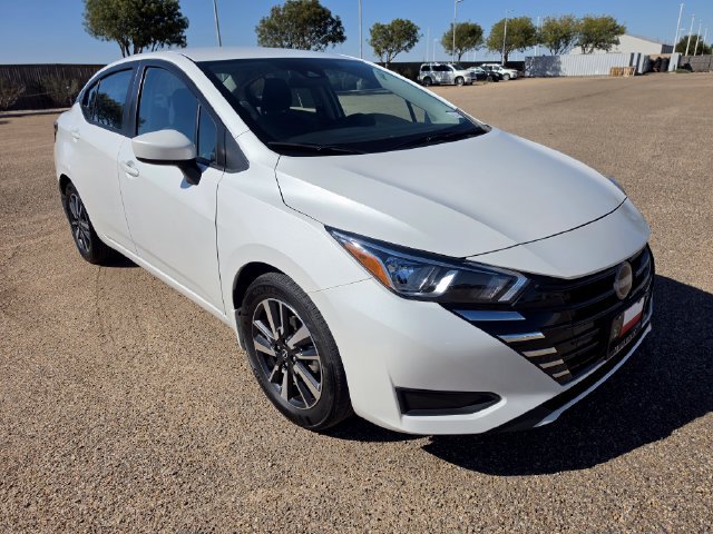 Certified 2024 Nissan Versa SV w/ Trunk Package FWD image 4