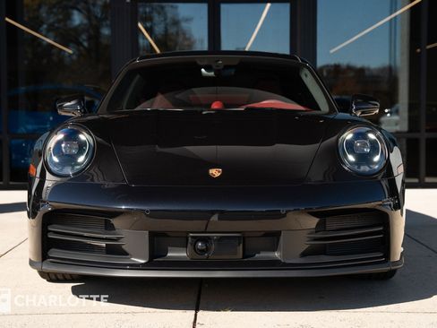 Used 2025 Porsche 911 Carrera image 5