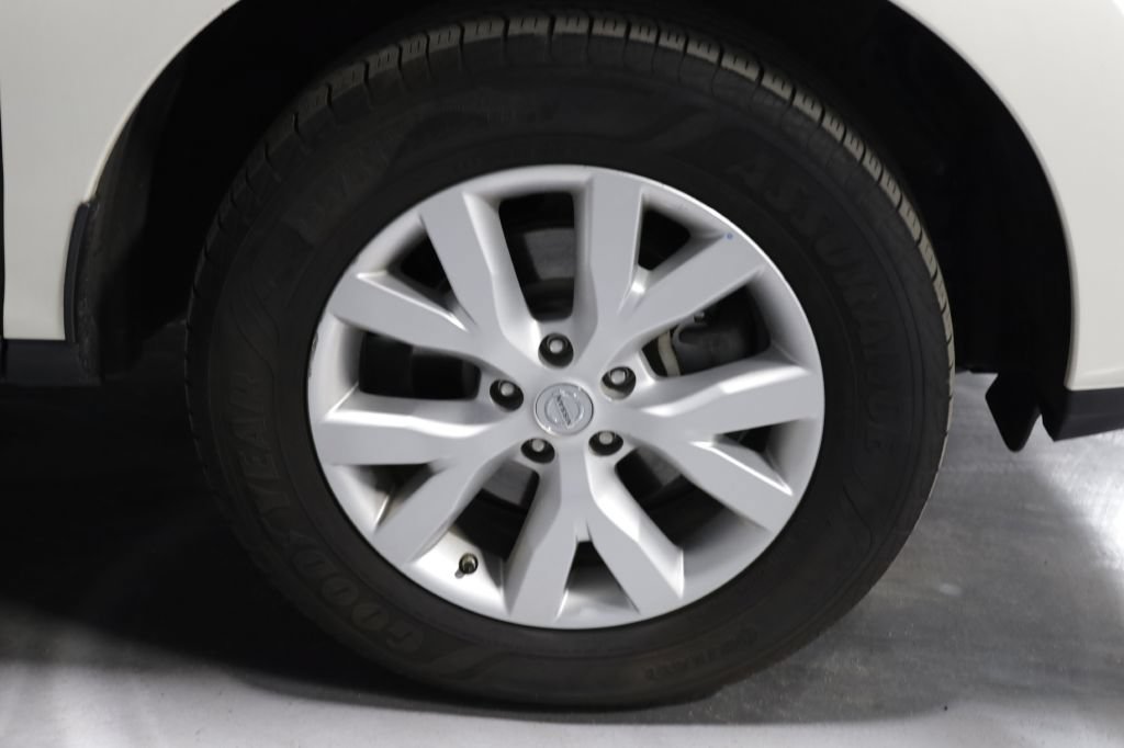 Used 2014 Nissan Murano SV AWD/4WD image 40