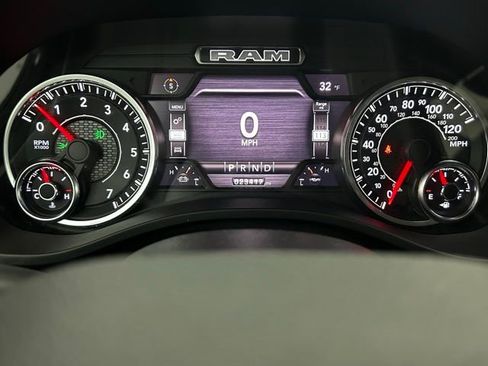 Used 2022 RAM 1500 Laramie image 22